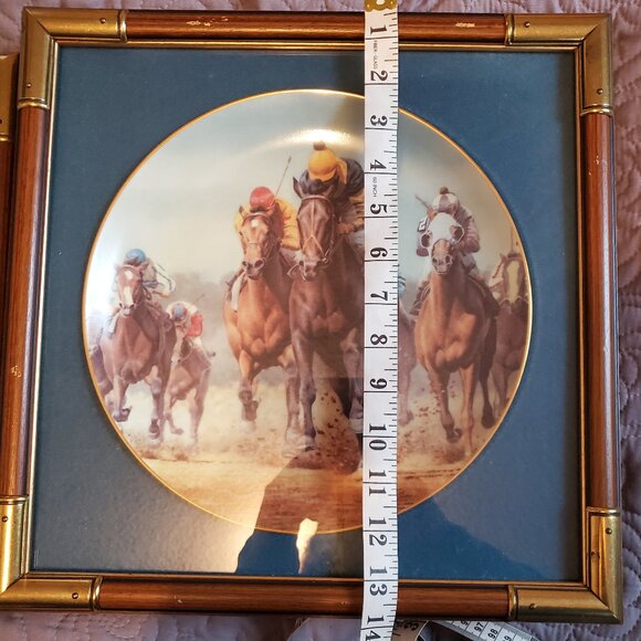 Kentucky Derby limited edition framed collectors plate - Picture 7 of 7